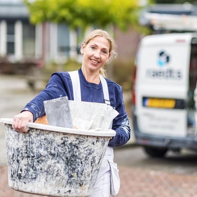 stukadoor werkneemster raedts bouwbedrijf onderhoudsbedrijf